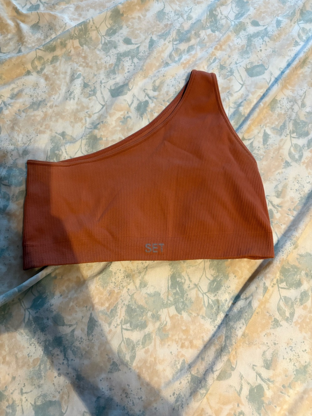 Set active ribbed one shoulder bra